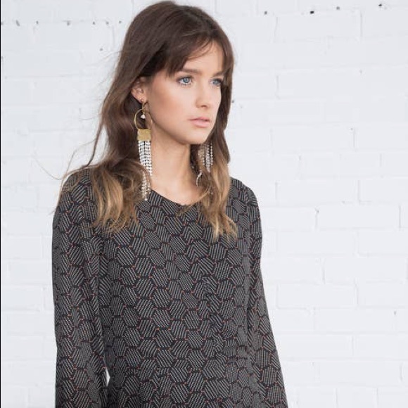 Gorgeous white and gold Monsoon Earrings - Picture 5 of 6